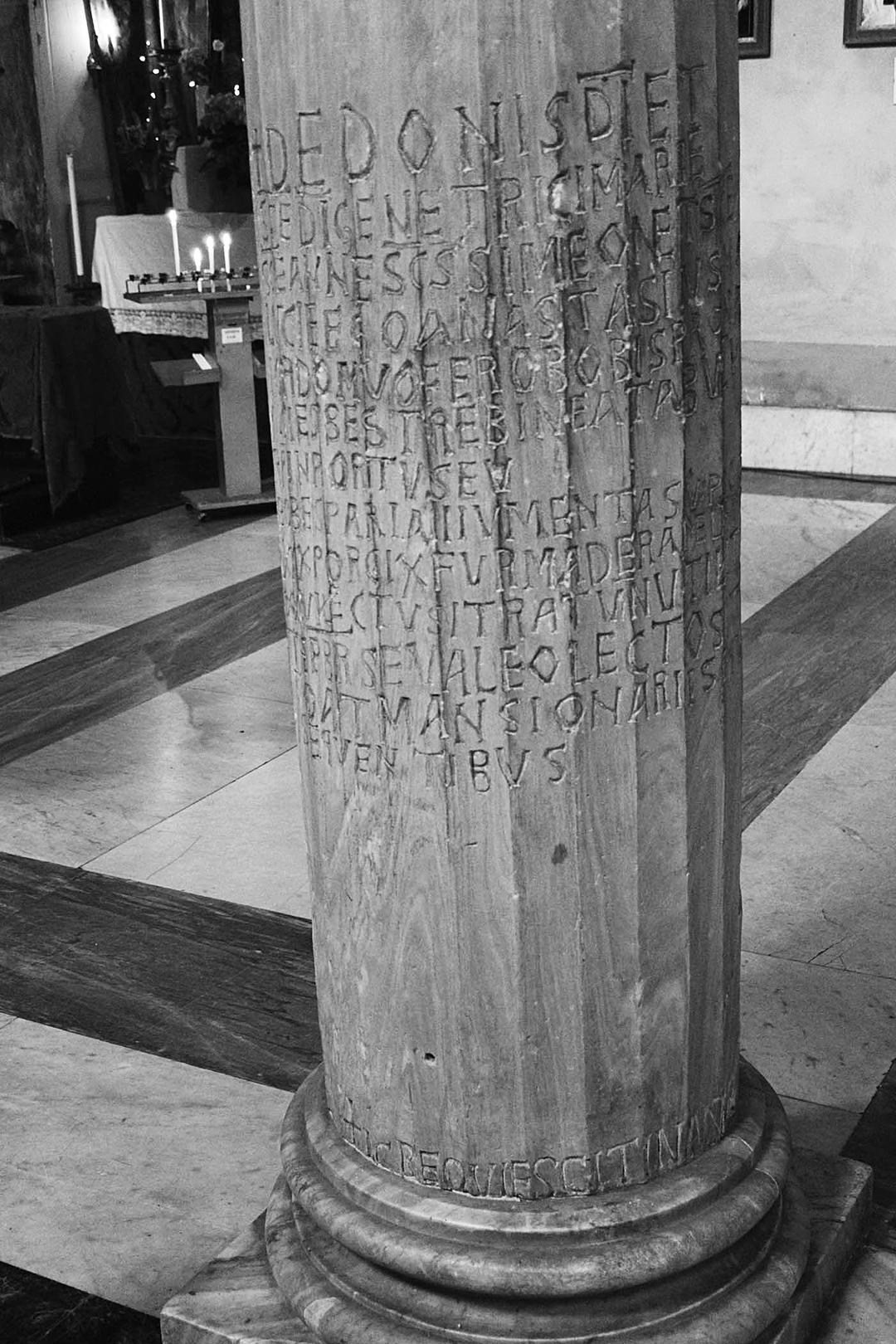 ​S. Nicola in Carcere, column inscriptions